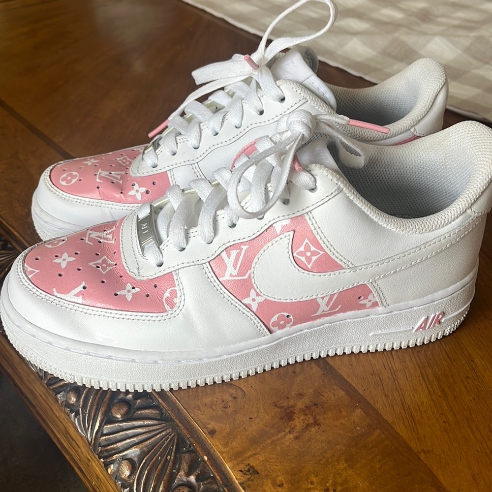Women’s Custom Nike Air force 1s *NOT AUTHENTIC*